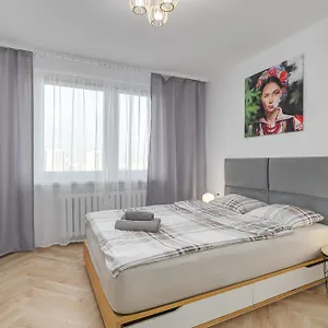 Andersena 190 B - 12 Piętro - 10 Min Cmkp - 5 Min Metro - 15 Min Centrum Apartament